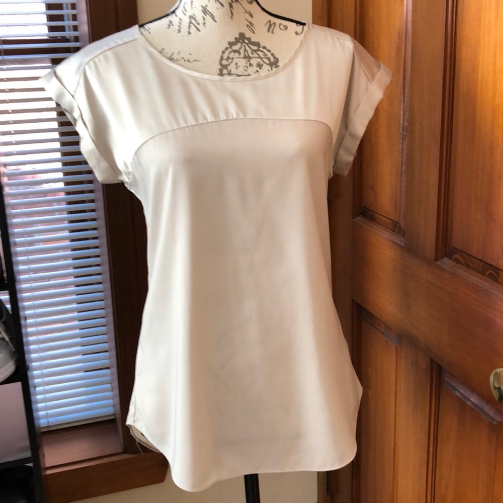 Express Blouse - Picture 3 of 5